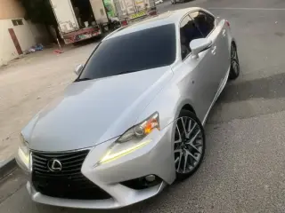 2014 Lexus IS in Dubai used car