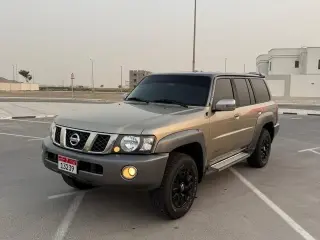 2017 Nissan Patrol Super Safari في Abu Dhabi سيارة مستعملة