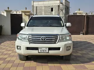 2012 Toyota Land Cruiser in Dubai used car