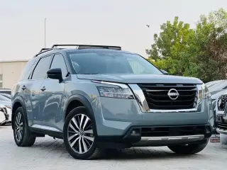 2022 Nissan Pathfinder in Dubai used car
