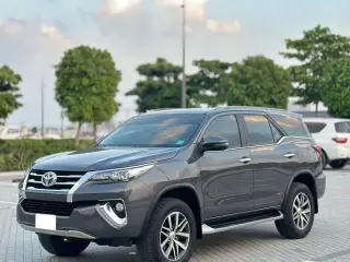 2020 Toyota Fortuner in Dubai used car