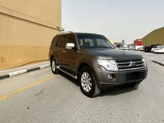 2011 Mitsubishi Pajero in Dubai used car