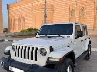 2020 Jeep Wrangler Unlimited في Dubai سيارة مستعملة