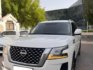 2022 Nissan Patrol في Abu Dhabi سيارة مستعملة