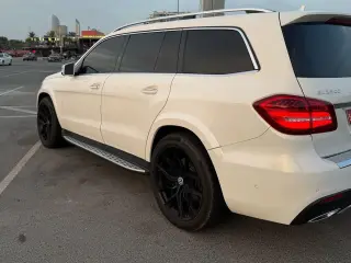 2017 Mercedes-Benz GLS في Dubai سيارة مستعملة