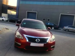 2015 Nissan Altima in Dubai used car