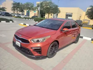 2019 Kia Forte في Dubai سيارة مستعملة