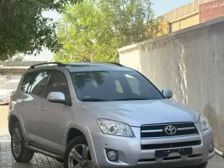 2011 Toyota Rav4 in Dubai used car