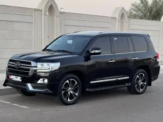 2021 Toyota Land Cruiser in Dubai used car