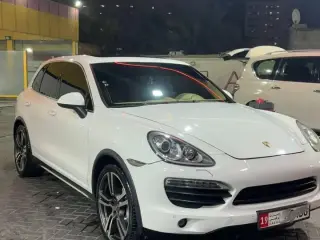 2013 Porsche Cayenne in Abu Dhabi used car