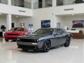 2015 Dodge Challenger in Abu Dhabi used car