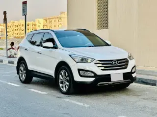 2015 Hyundai Santa Fe in Sharjah used car