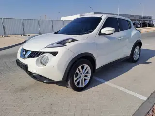 2016 Nissan Juke في Abu Dhabi سيارة مستعملة