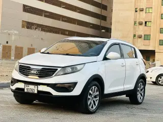 2015 Kia Sportage في Sharjah سيارة مستعملة