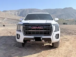 2022 GMC Yukon in Dubai used car
