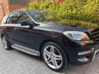2015 Mercedes-Benz M في Abu Dhabi سيارة مستعملة
