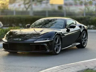 2025 Ferrari 12 Cilindri في Dubai سيارة مستعملة