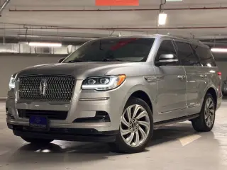 2022 Lincoln Navigator in Dubai used car