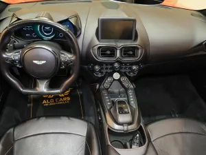 2022 استون مارتن فانتاج