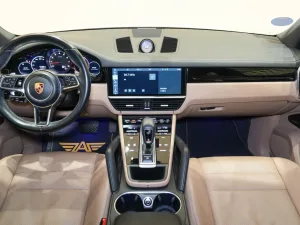 2019 بورش كاين V6