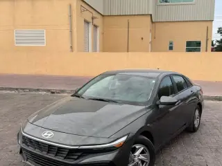 2024 Hyundai Elentra in Sharjah used car