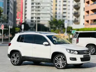 2016 Volkswagen Tiguan in Sharjah used car
