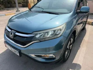 2015 Honda CR-V في Abu Dhabi سيارة مستعملة