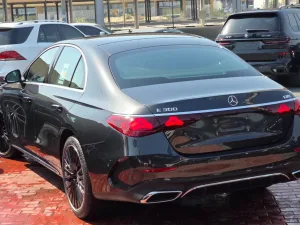 2026 مرسيدس-بنز الفئة - E E300