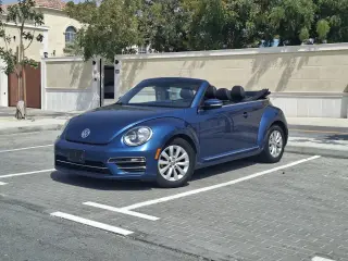 2018 Volkswagen Beetle in Dubai used car