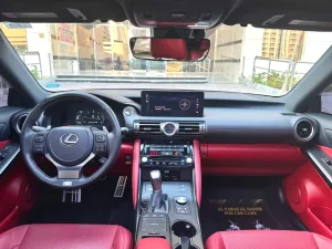 2021 Lexus IS 350
