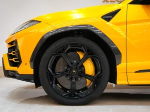 2019 لامبورجيني اوروس STD