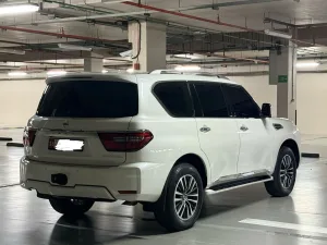 2022 Nissan Patrol LE Platinum city