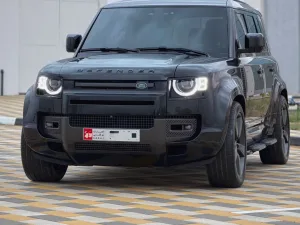 2020 Land Rover Defender 110 X-Dynamic HSE