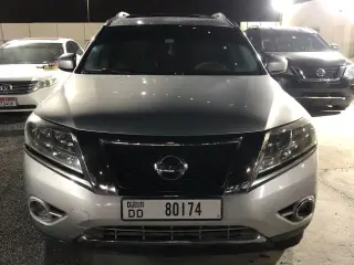 2013 Nissan Pathfinder in Dubai used car