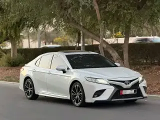 2019 Toyota Camry in Abu Dhabi used car