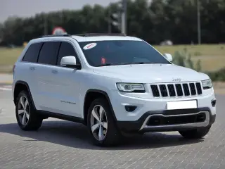 2015 Jeep Grand Cherokee في Abu Dhabi سيارة مستعملة