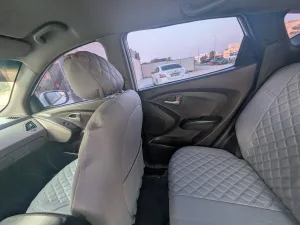 2011 هيونداي توسان SE