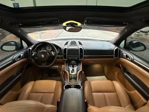 2013 Porsche Cayenne GTS