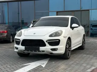 2013 Porsche Cayenne in Abu Dhabi used car