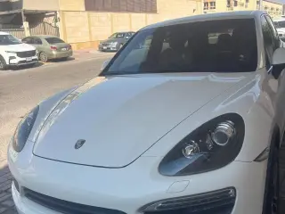 2012 Porsche Cayenne in Dubai used car