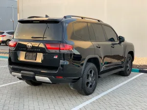 2023 Toyota Land Cruiser GR