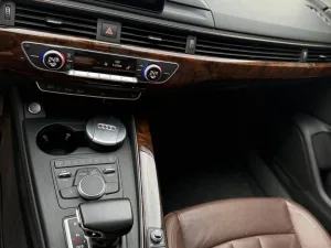 2017 اودي آي ٤ Prestige