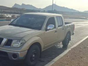 2009 نيسان نافارا Outlaw