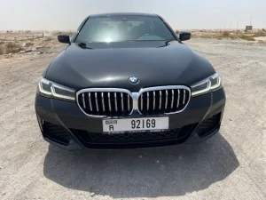 2022 BMW 5-Series 530i