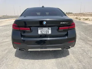2022 BMW 5-Series 530i