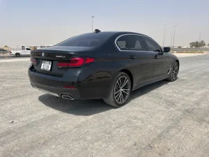 2022 BMW 5-Series 530i