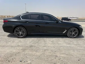 2022 BMW 5-Series 530i