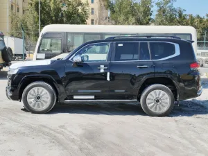 2026 تويوتا لاند كروزر VXR