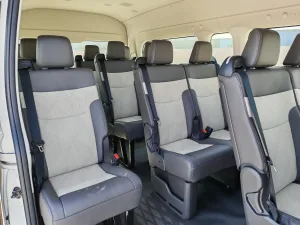 2025 تويوتا هياس Commuter GL