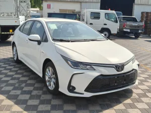 2025 تويوتا كورولا Hybrid LE